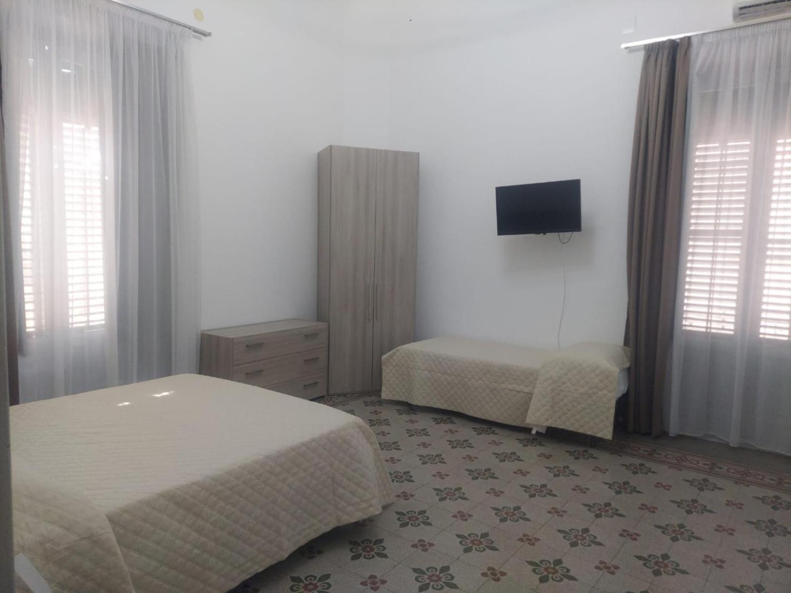 Guest House Lamphotel Militello 팔레르모 외부 사진