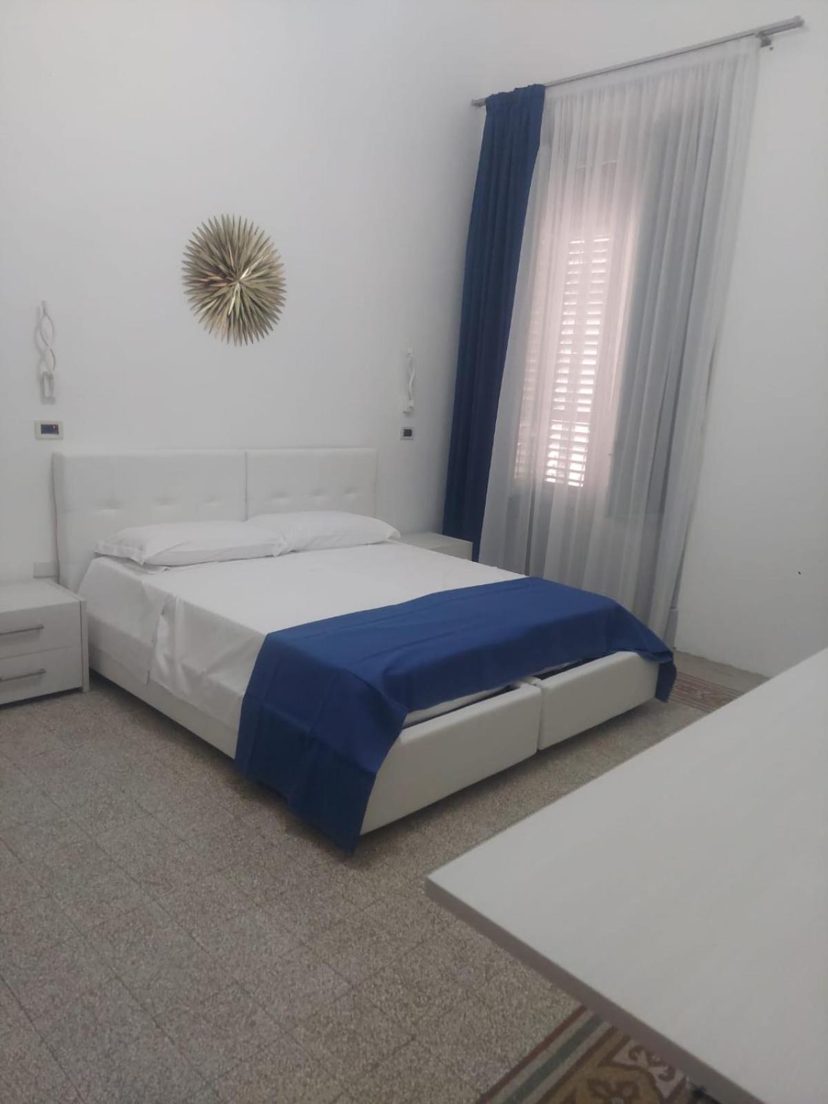 Guest House Lamphotel Militello 팔레르모 외부 사진