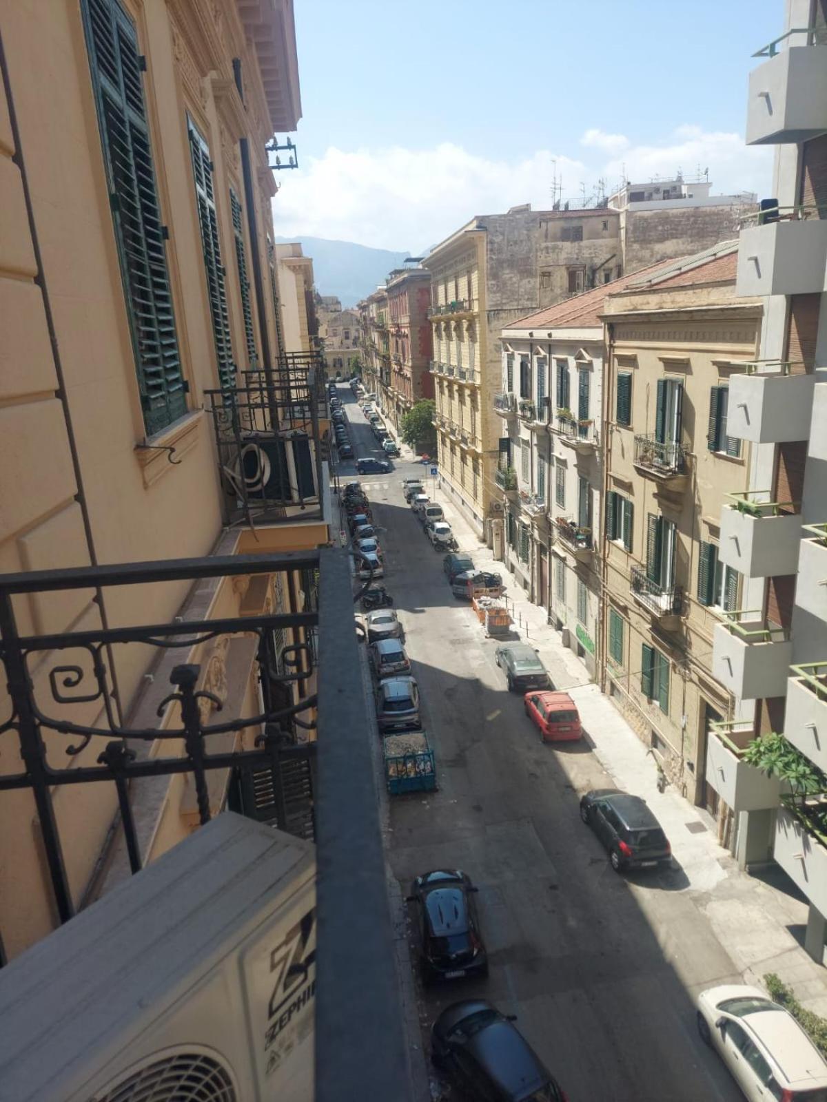 Guest House Lamphotel Militello 팔레르모 외부 사진